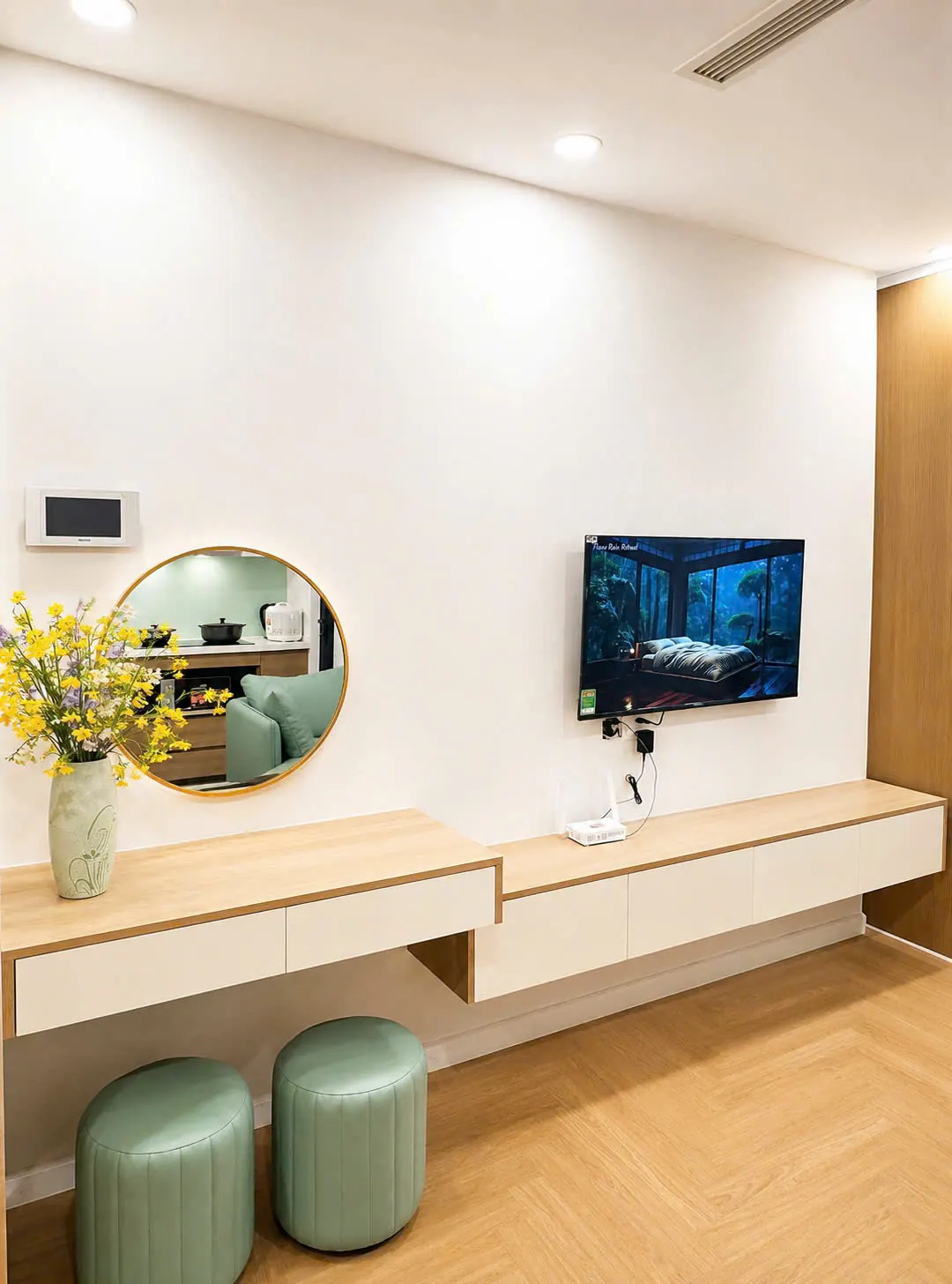 Căn hộ Studio tầng thấp can-ho-studio-90-duong-lang-ke-tv-ban-trang-diem