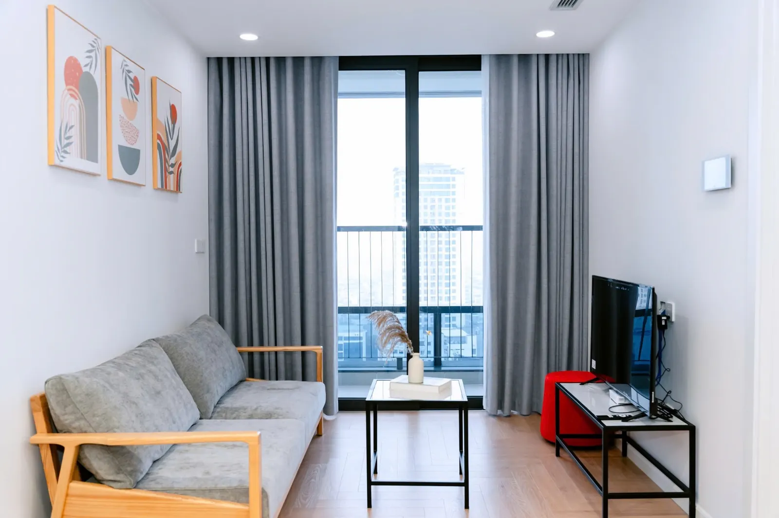 Căn 2 ngủ thường tầng trung hanaluxestay-apartment-14